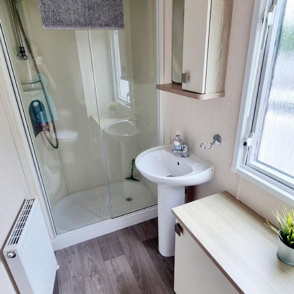 Seabreeze Caravan Bathroom
